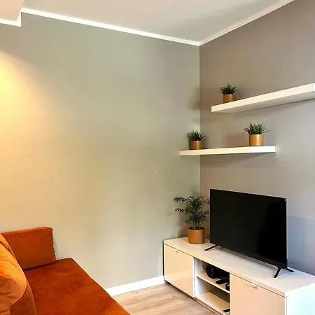 Apartmán Malczewskiego 11 *